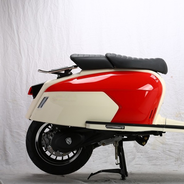 Royal Alloy Right Side Cover Red/Ivory Internal Bolt Hole